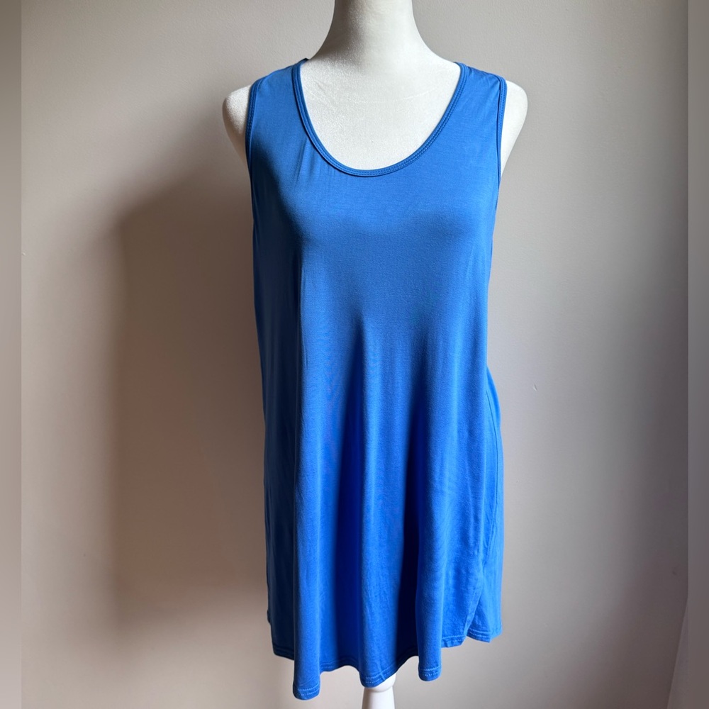 Amazon Essential Women’s Athletic Wear Blue Sleeveless Women's Top‎ Size Large